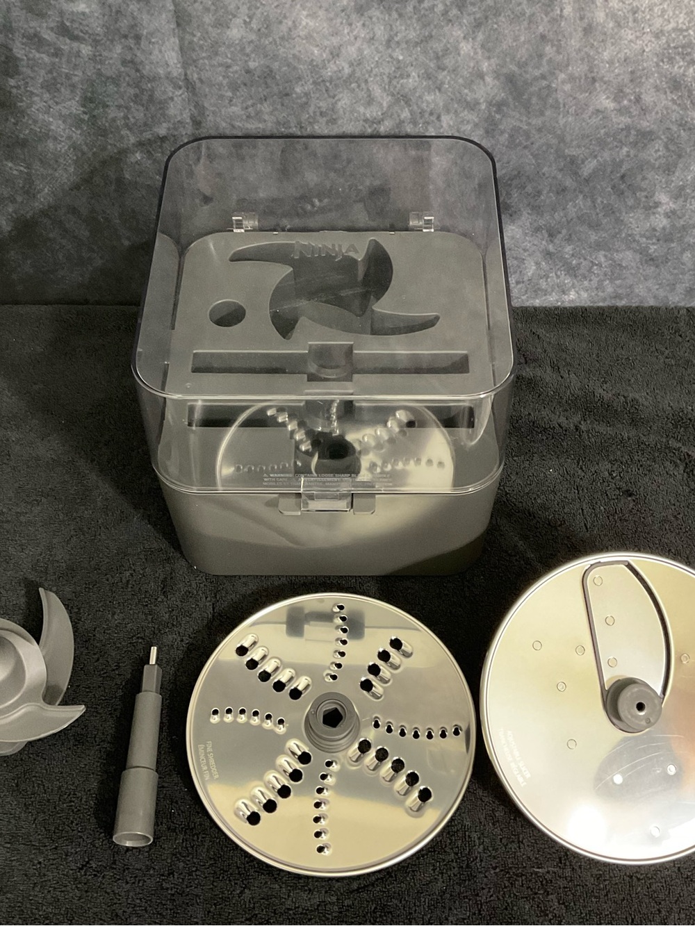 NEW NINJA Storage Case With Accessories Includes 2 Slicers, Spindle, Dough Blade